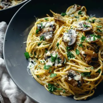 Creamy Garlic Herb Mushroom Spaghetti
