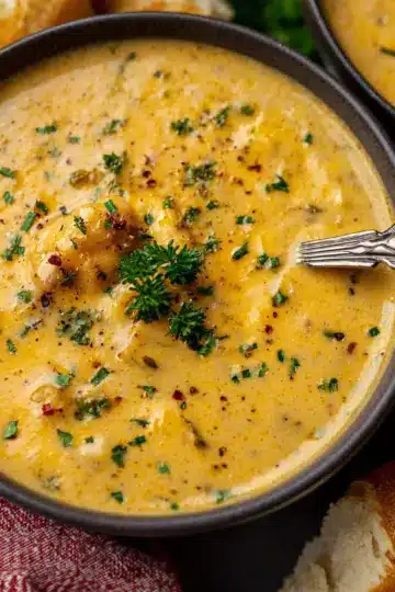 Hearty Cheddar Garlic Herb Potato Soup