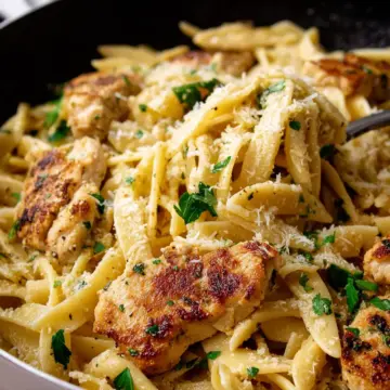 Garlic Parmesan Chicken Pasta