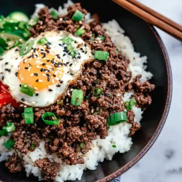 Korean Ground Beef and Rice Bowls