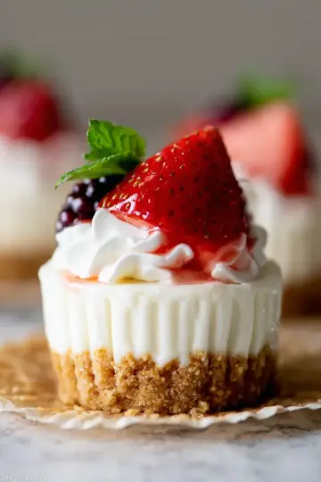 Mini No-Bake Cheesecakes