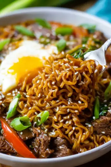 Slow Cooker Beef Ramen Noodles