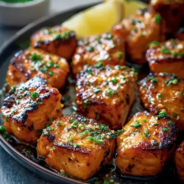 Air Fryer Bang Bang Salmon Bites