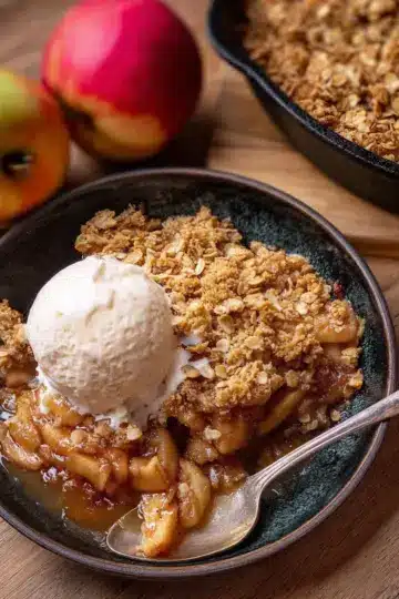 Cast Iron Apple Crisp